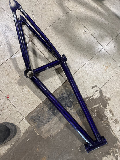 S&m dagger frame 19.5tt