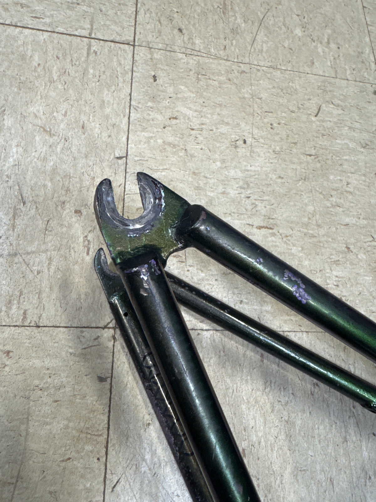 Kink switch frame 20.75 green