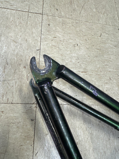 Kink switch frame 20.75 green