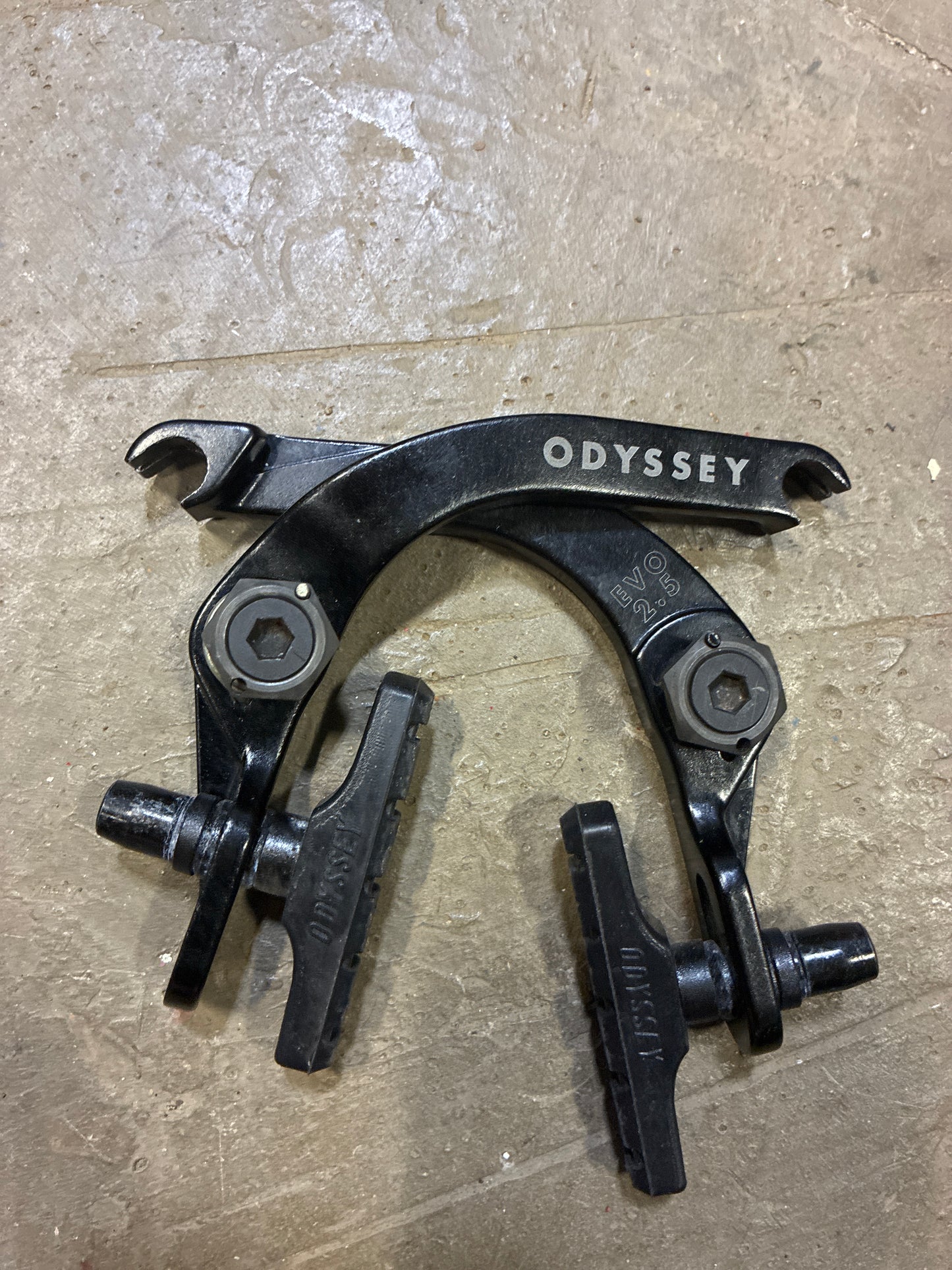 odyssey evo 2.5 brakes