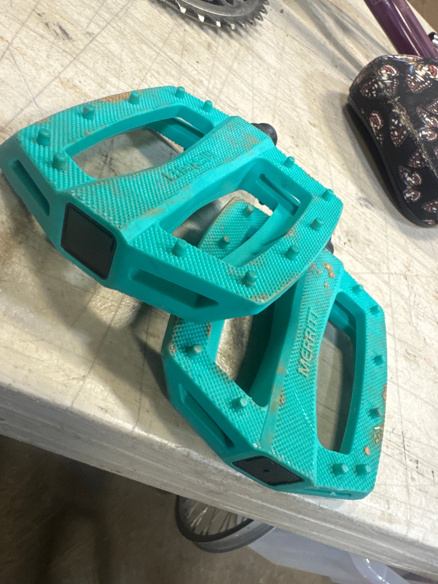 Merrit p1 pedals teal