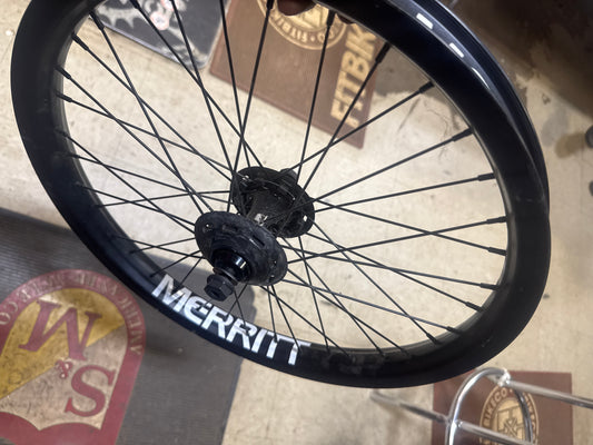 Merritt battle front wheel