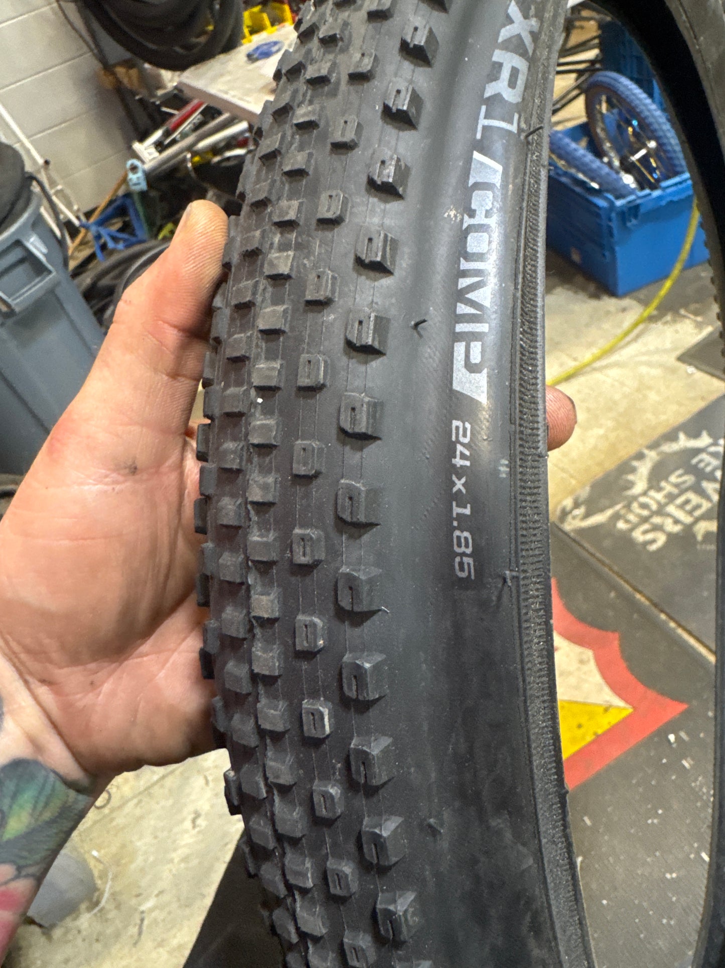 Bontrager 24x1.85 xr-1 tire