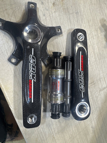 FSA CBX 175mm carbon cranks w/ bottom bracket