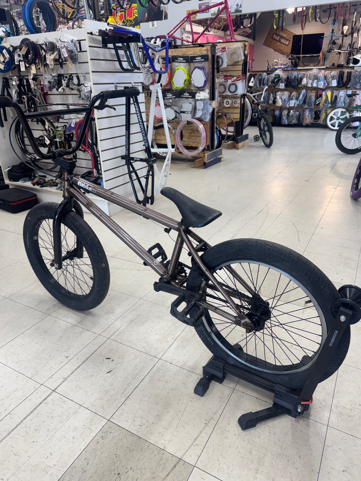 Fit series one bmx bike