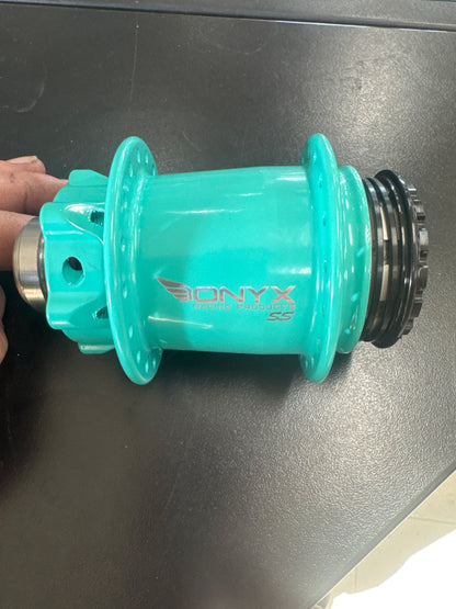 Onyx Hubs Cotm Tropical Breeze