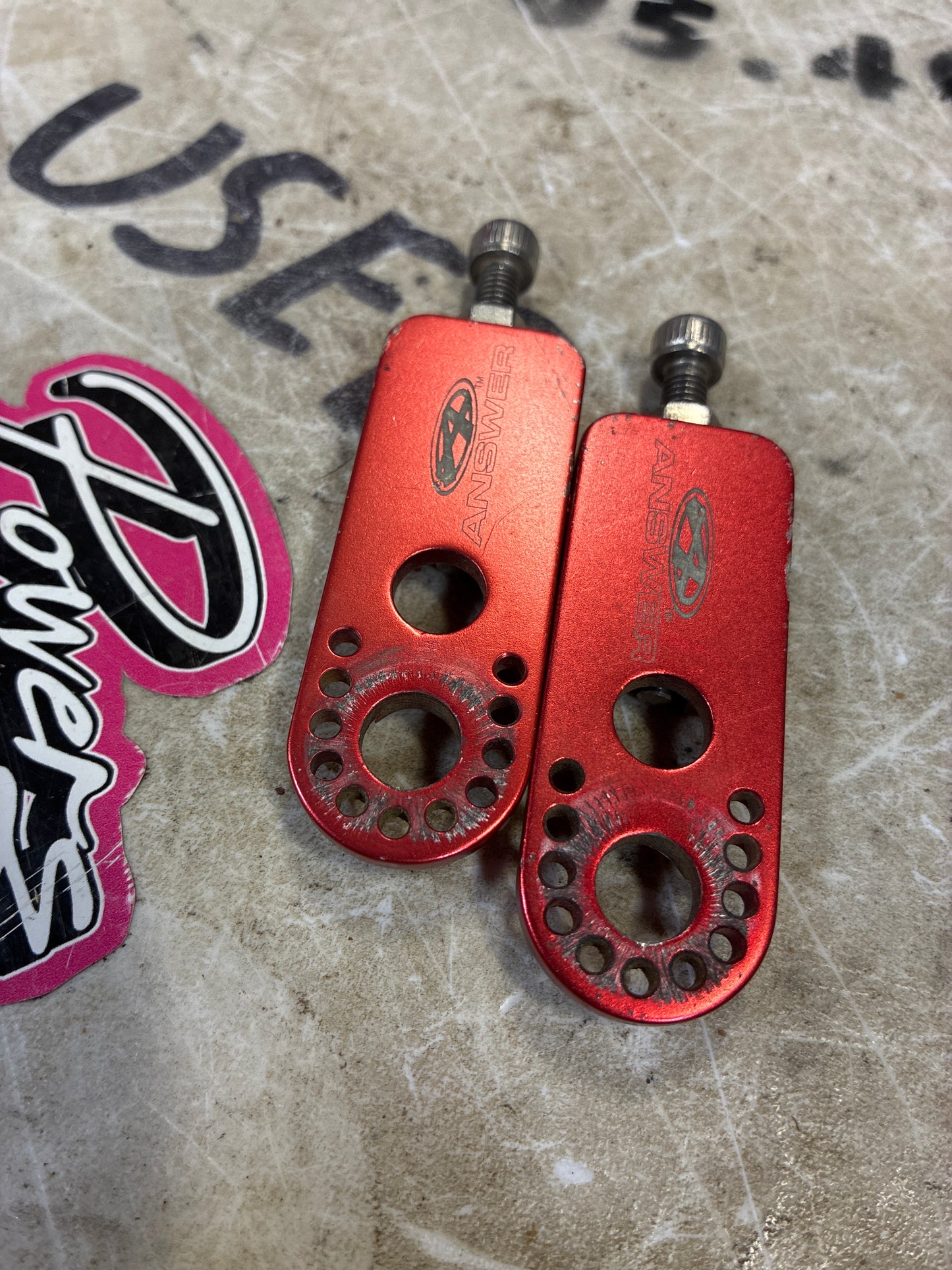 answer chain tensioner red