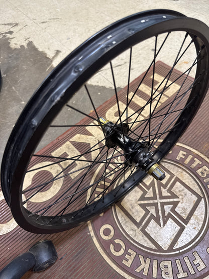 United Oem rear wheel rhd