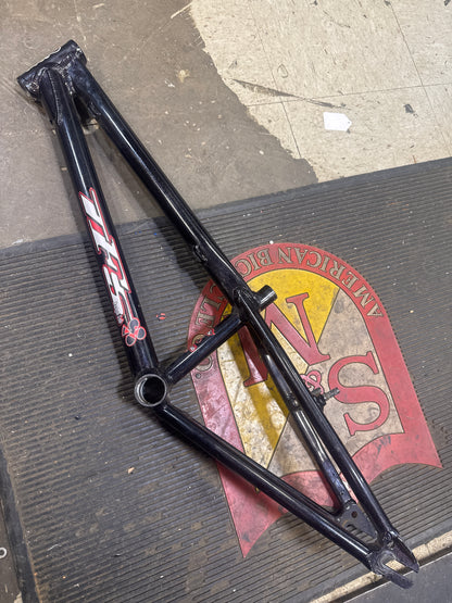 Twenty four 7 junior frame