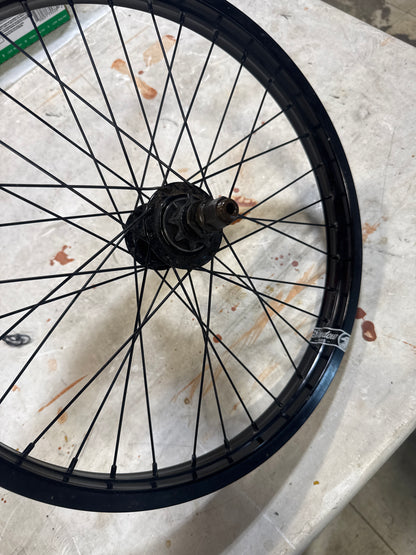 Shadow optimize freecoaster wheel rhd