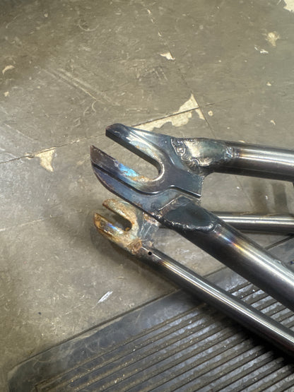Cult Vic Behm race frame 21”