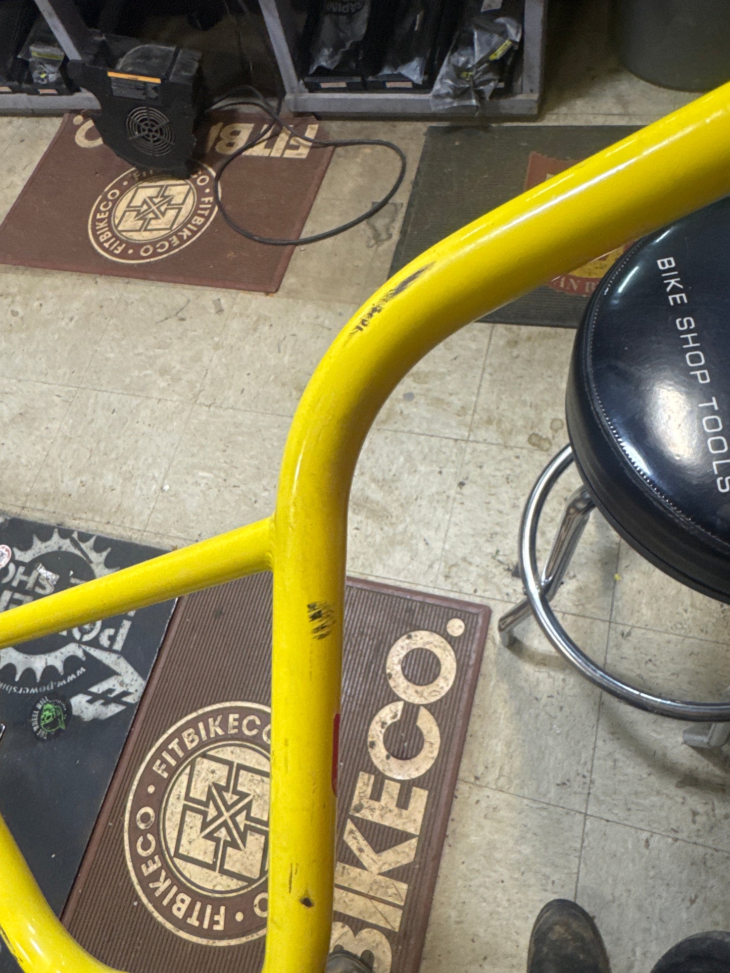 S&m credence 8.7 bars yellow