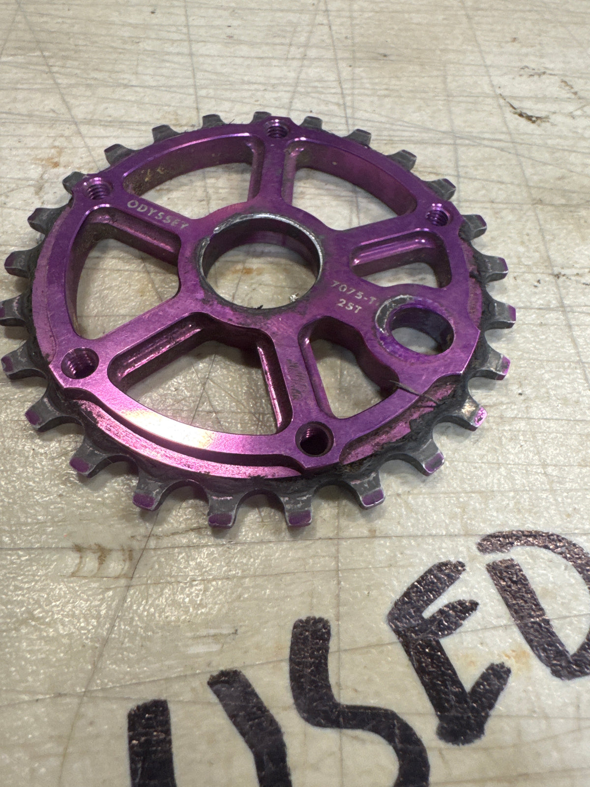 Odyssey utility sprocket 25t purple