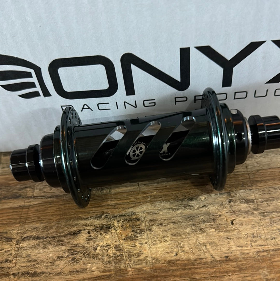 Onyx Hubs Cotm infused emerald