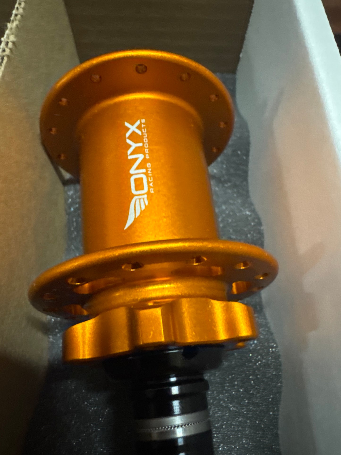Onyx Hubs Cotm Matte Orange