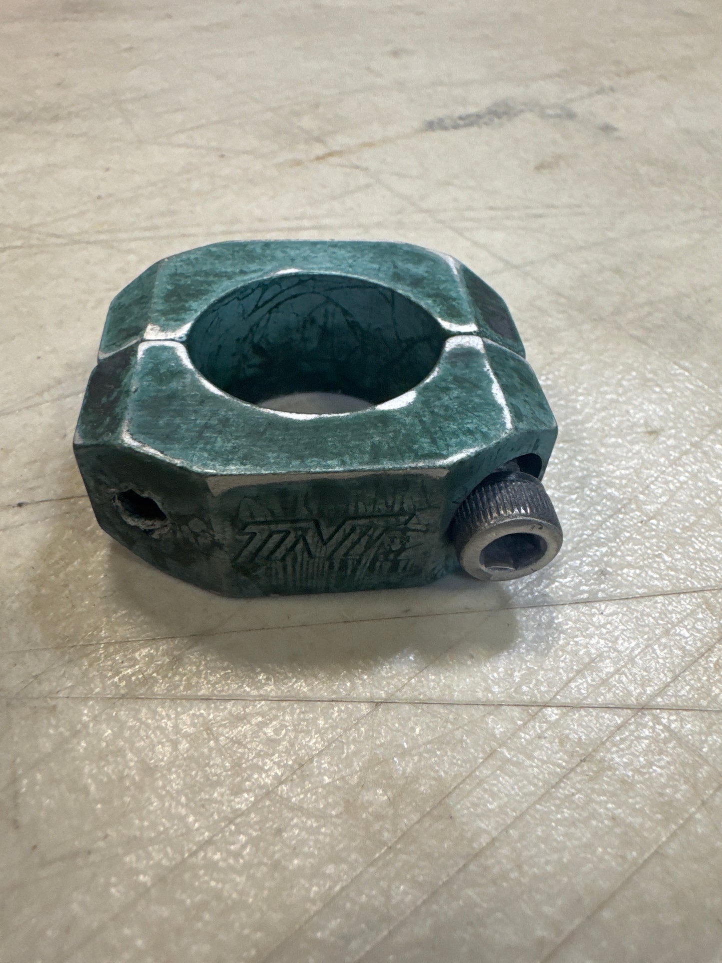 tnt seat clamp 25.4 greenish