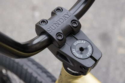 Sunday Forecaster - Broc Raiford Signature Matte Metallic Gold with 21" tt in LHD