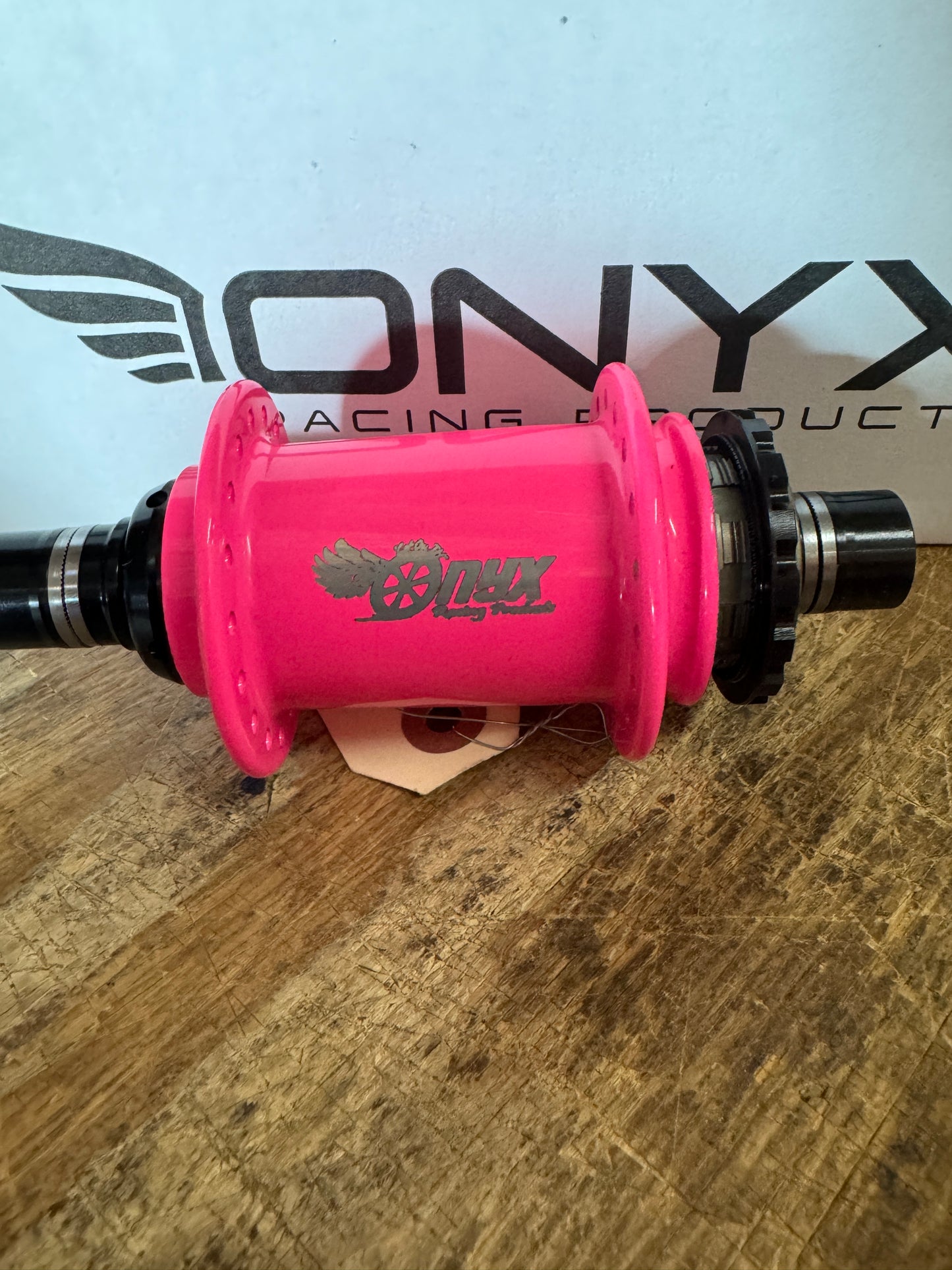 Onyx Hubs Flo Pink