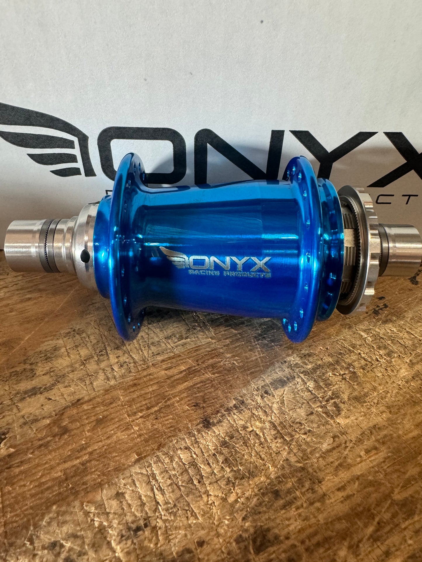 Onyx Hubs Candy Blue