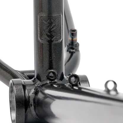 S&M Rambler Big Lincoln Frame Lukas sig