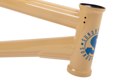 Sunday Soundwave v3 Frame Gloss Sand w/ Blue Stickers 20.75