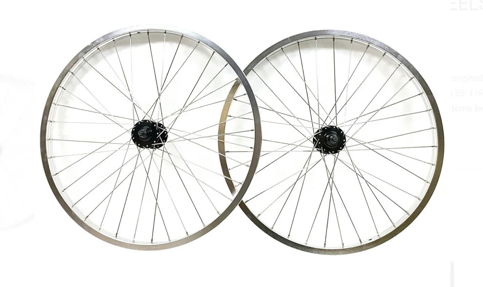 Fit Bike 26″ Covid Cruiser Wheelset Silver W/black Hubs