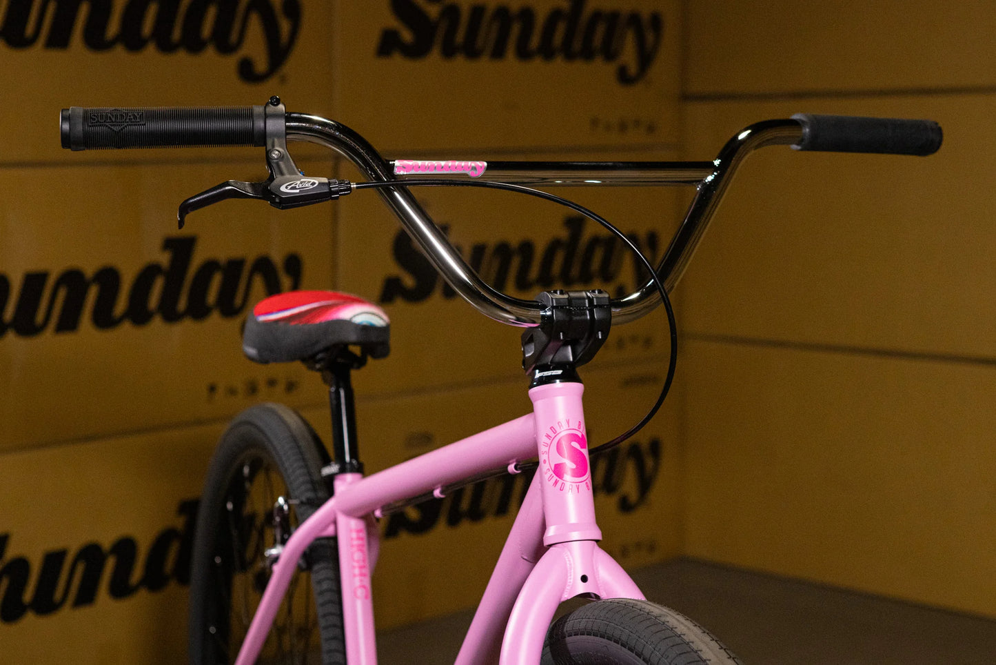 Sunday High C 29" Matte Pale Pink with 23.5" tt in RHD