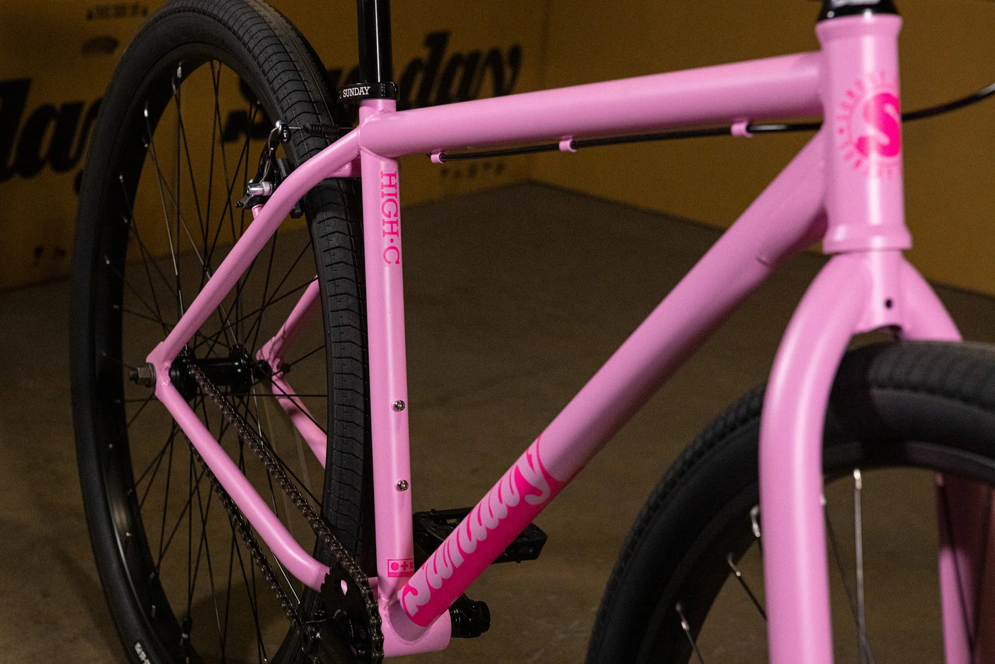 Sunday High C 29" Matte Pale Pink with 23.5" tt in RHD