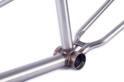 Cult Shorty Frame