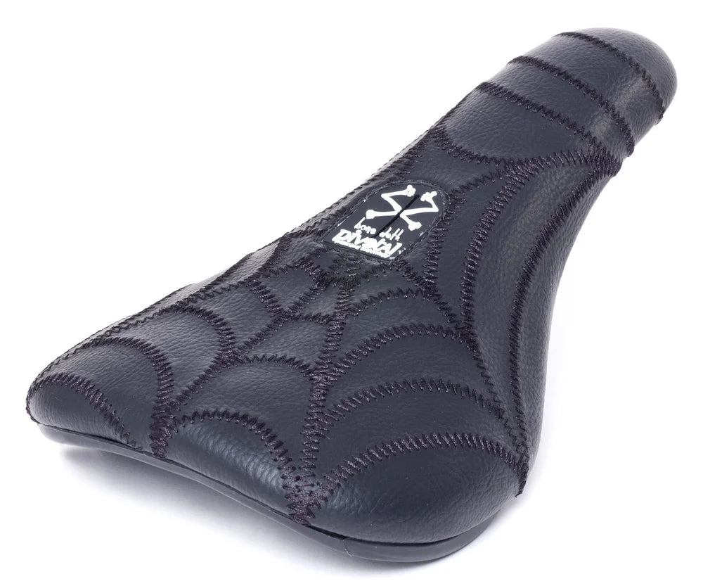 BONE DETH SPIDER SEAT