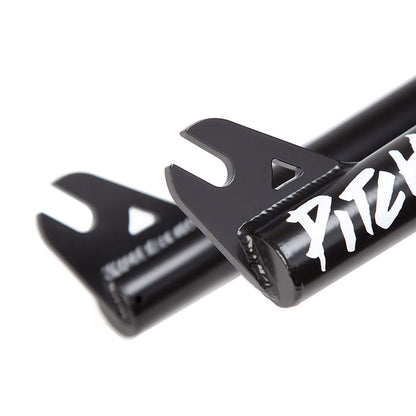 S&M PITCHFORK 26''