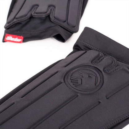 Shadow invisa lite shin pad