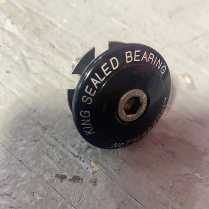 chris king top cap/star nut